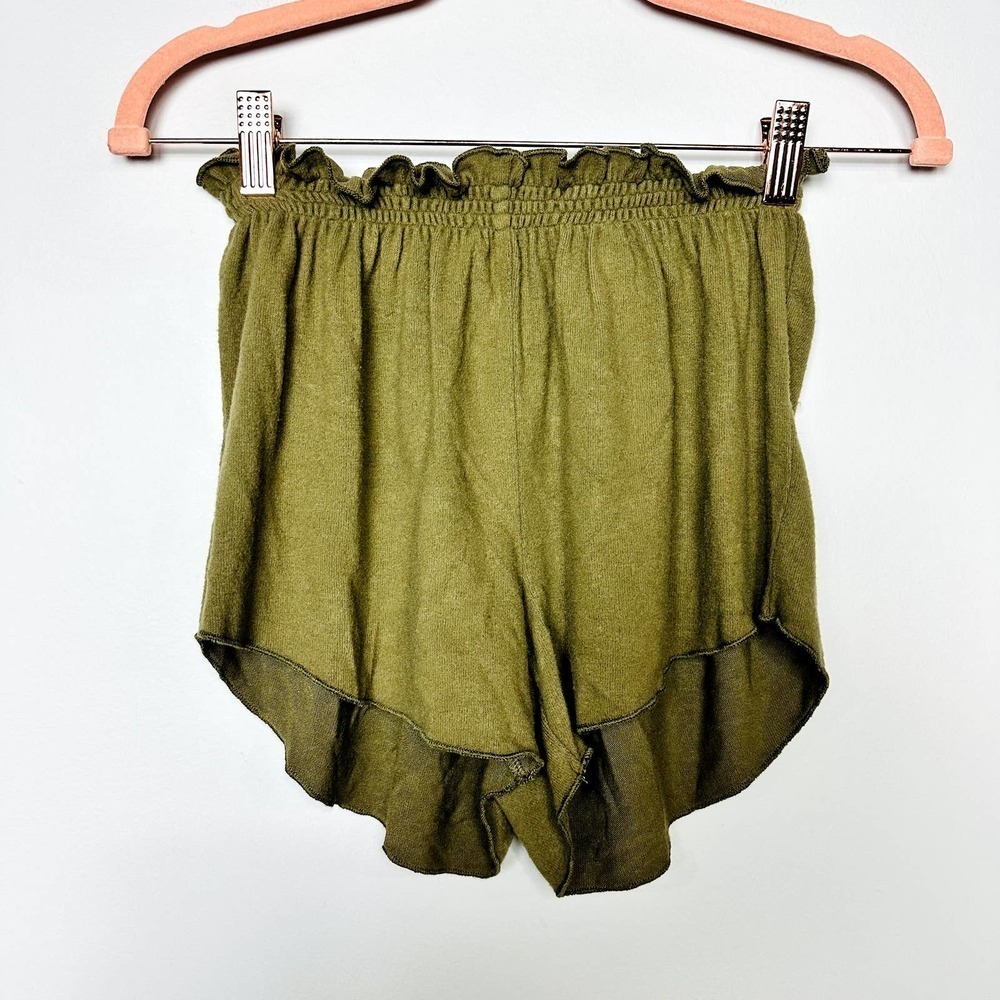Chaser NWT Paperbag Elastic Waist Pull-On Comfy Lounge Shorts Green Size Medium